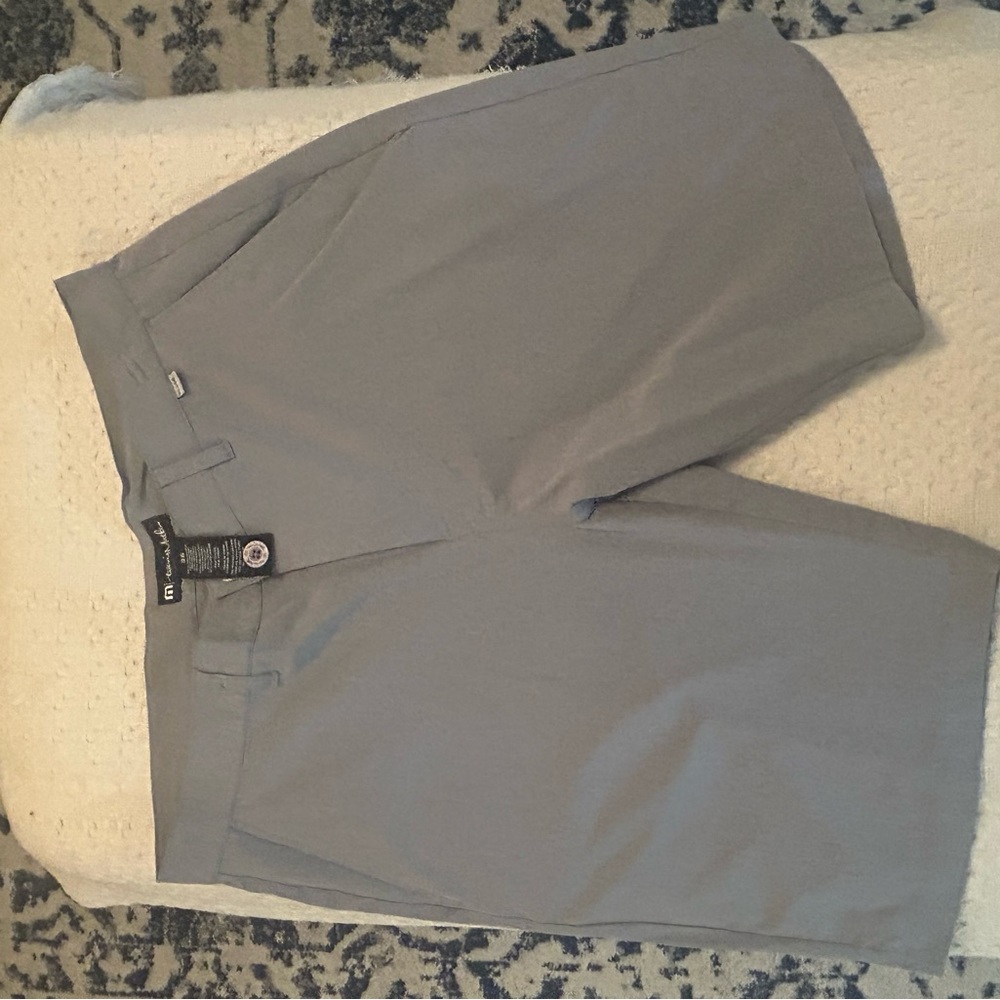 Travis Mathew Gray Mens Flat Front Shorts